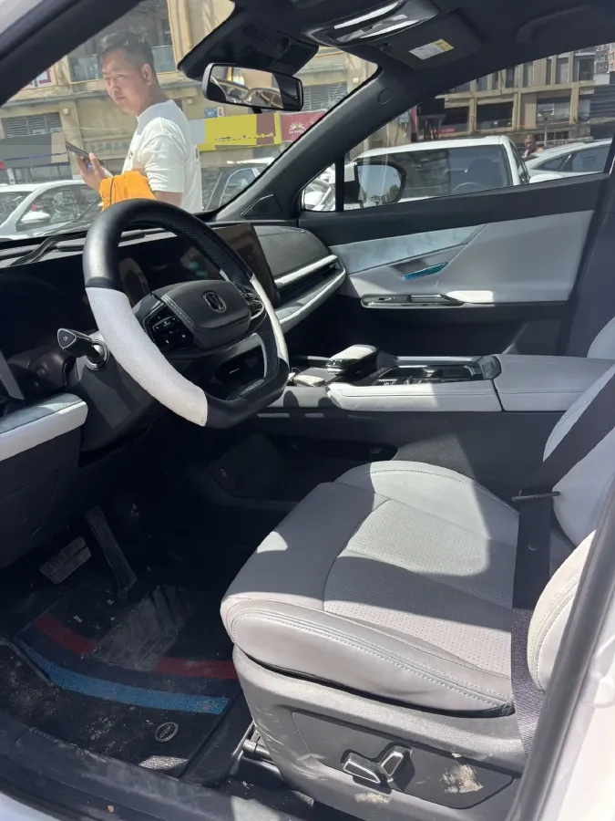 2023 ChangAn UNI-T 1.5T 188HP L4 7DCT,autocango,china used car exporter,china ev exporter,chinese used car exporter,chinese used ev exporter