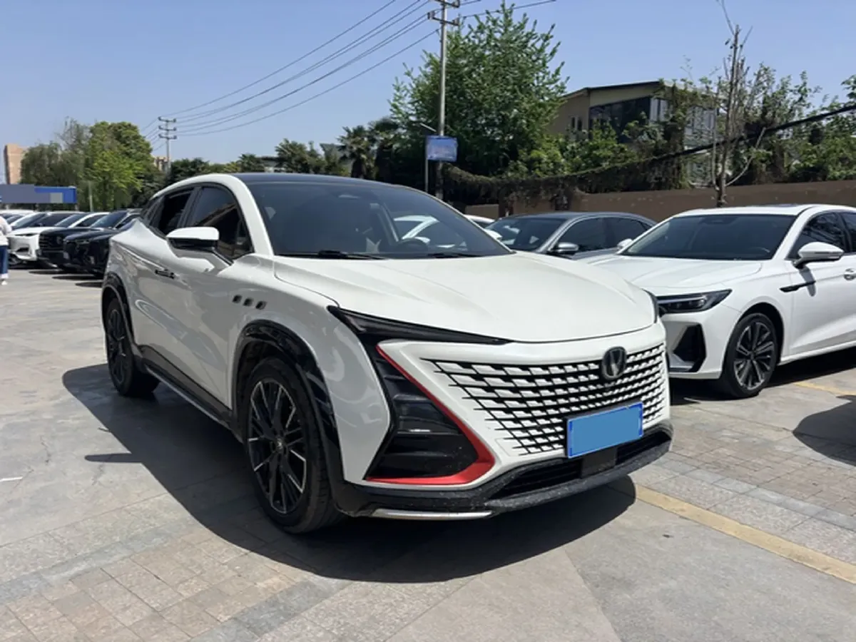2023 ChangAn UNI-T 1.5T 188HP L4 7DCT,autocango,china used car exporter,china ev exporter,chinese used car exporter,chinese used ev exporter