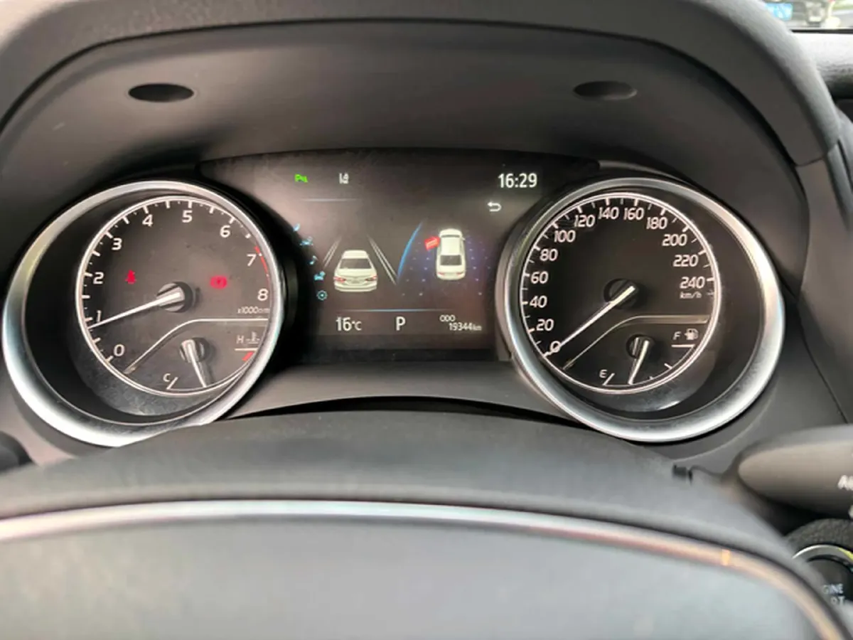 2023 Toyota Camry 2.0L 177HP L4 CVT,autocango,china used car exporter,china ev exporter,chinese used car exporter,chinese used ev exporter