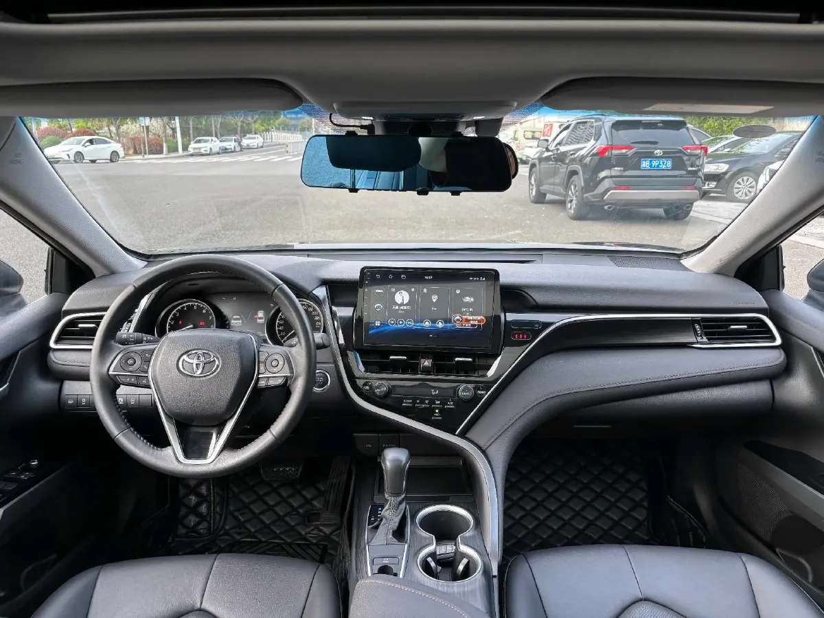 2023 Toyota Camry 2.0L 177HP L4 CVT,autocango,china used car exporter,china ev exporter,chinese used car exporter,chinese used ev exporter