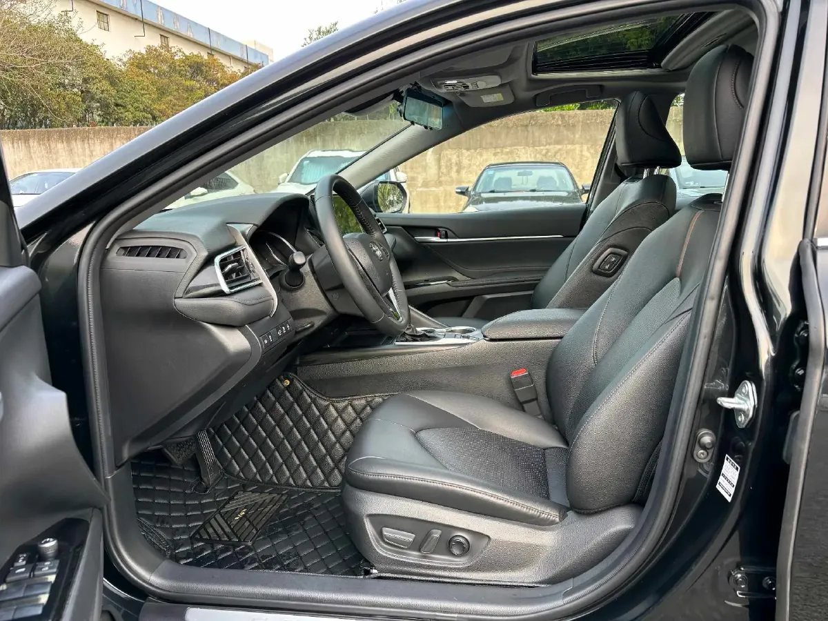 2023 Toyota Camry 2.0L 177HP L4 CVT,autocango,china used car exporter,china ev exporter,chinese used car exporter,chinese used ev exporter