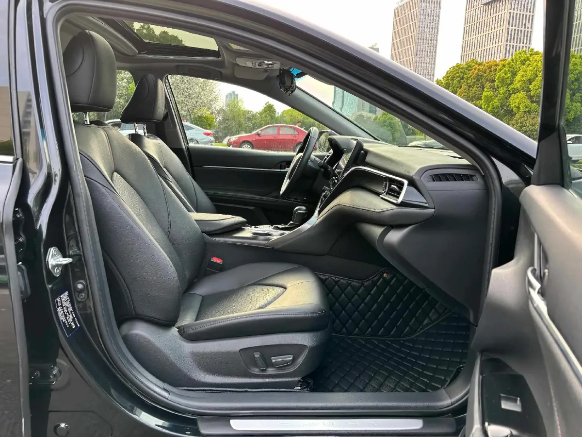 2023 Toyota Camry 2.0L 177HP L4 CVT,autocango,china used car exporter,china ev exporter,chinese used car exporter,chinese used ev exporter