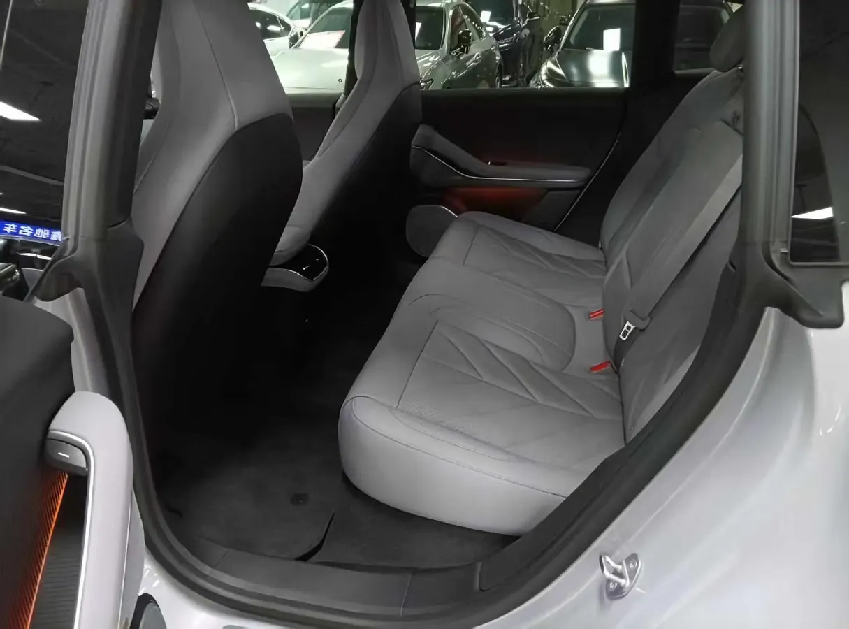 2026 BMW 3 Series 2.0T 245HP L4 8AT,autocango,china used car exporter,china ev exporter,chinese used car exporter,chinese used ev exporter