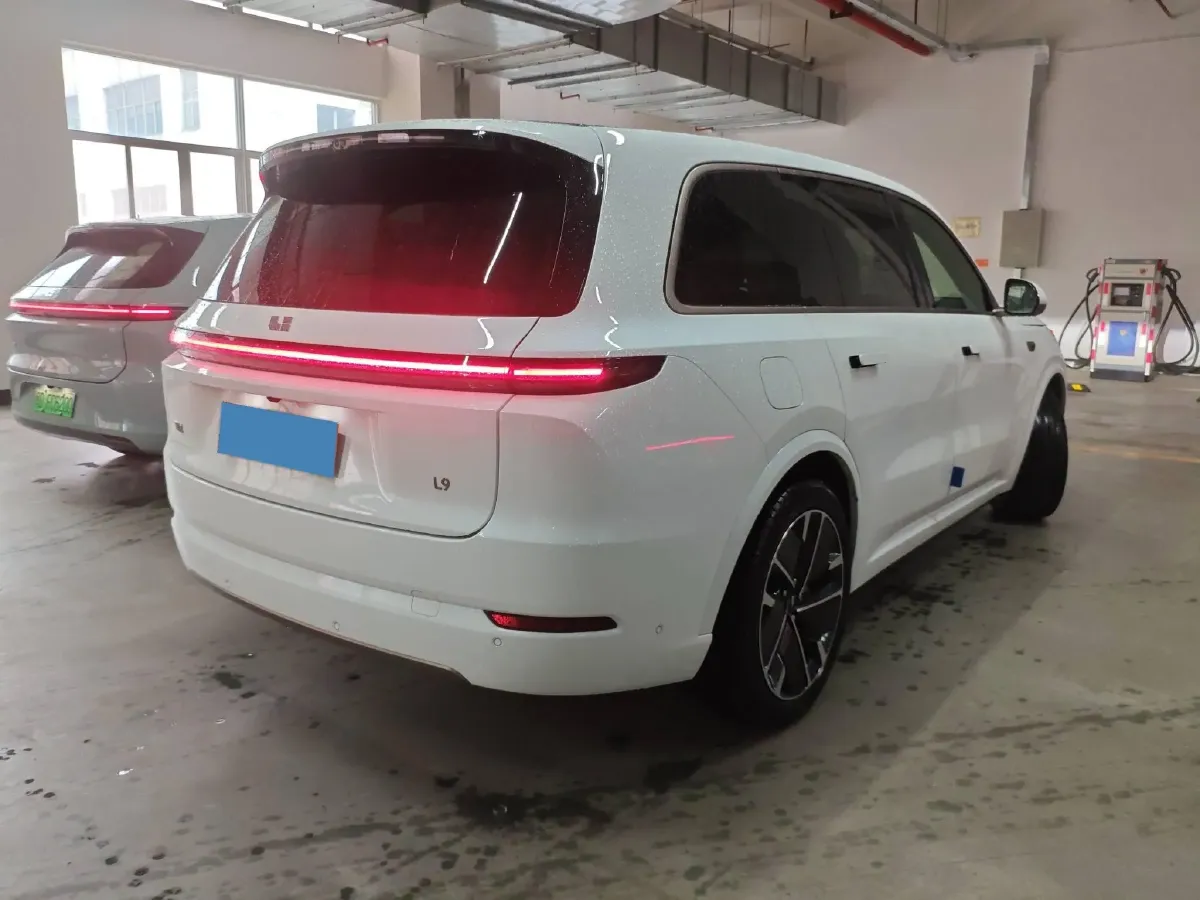 2025 Li L9 Range Extended 154HP REEV,autocango,china used car exporter,china ev exporter,chinese used car exporter,chinese used ev exporter