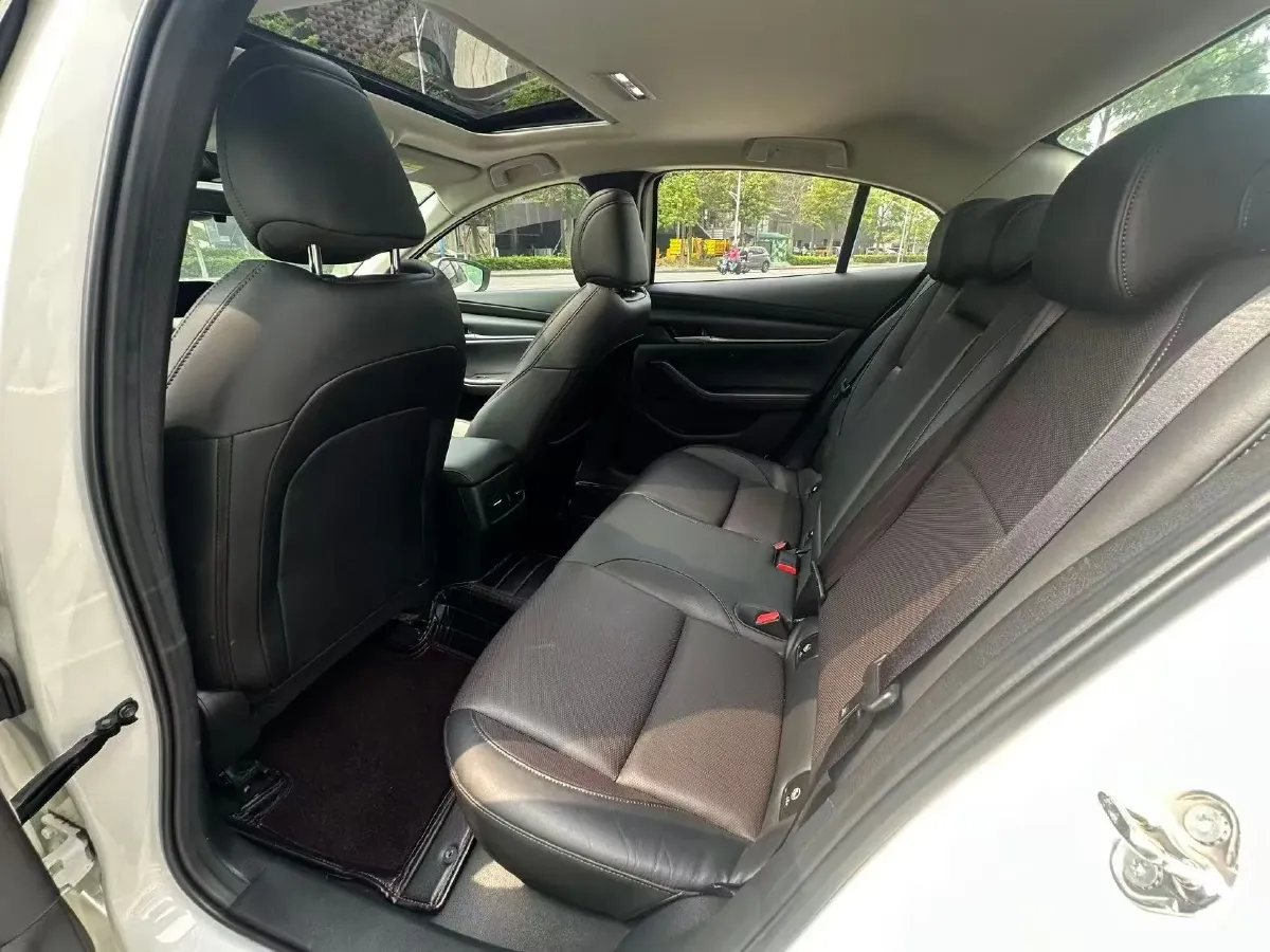 2020 Mazda 3 Axela 1.5L 117HP L4 6AT,autocango,china used car exporter,china ev exporter,chinese used car exporter,chinese used ev exporter