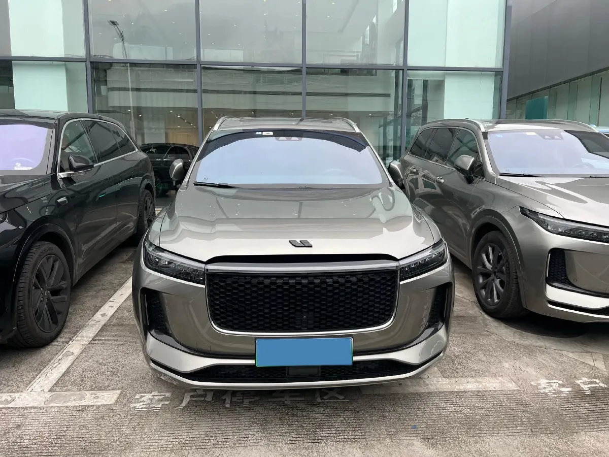 2020 Li ONE Range Extended 131HP REEV 40.5KWH,autocango,china used car exporter,china ev exporter,chinese used car exporter,chinese used ev exporter