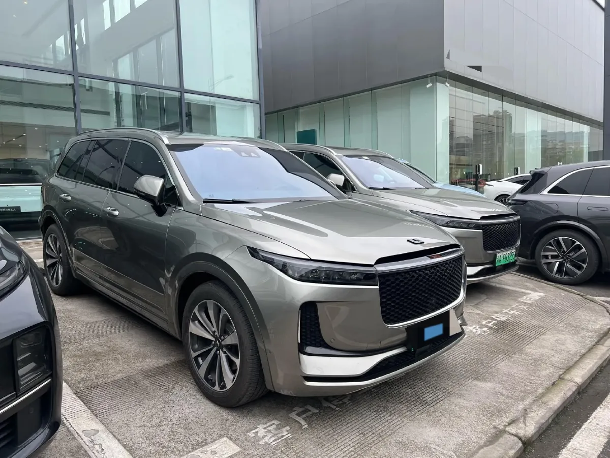 2020 Li ONE Range Extended 131HP REEV 40.5KWH,autocango,china used car exporter,china ev exporter,chinese used car exporter,chinese used ev exporter