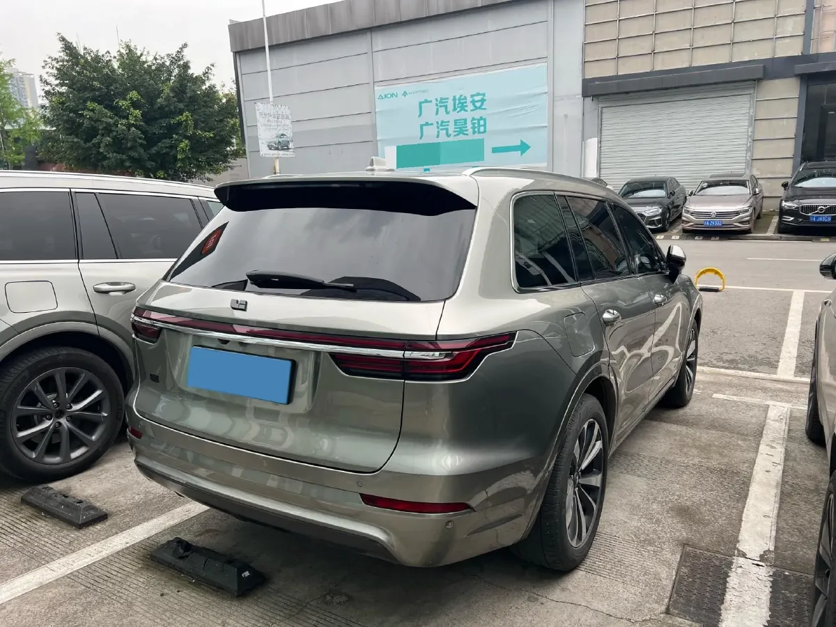 2020 Li ONE Range Extended 131HP REEV 40.5KWH,autocango,china used car exporter,china ev exporter,chinese used car exporter,chinese used ev exporter