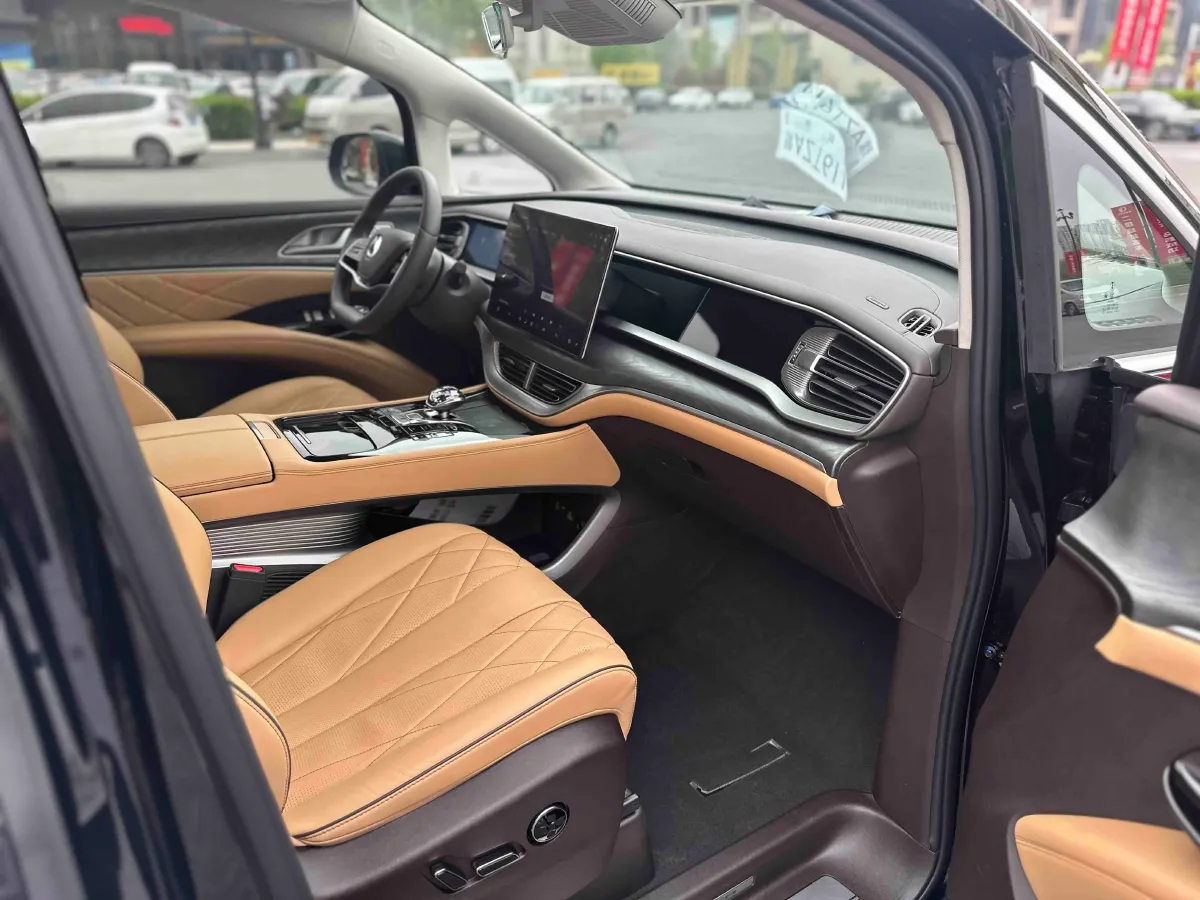 2024 Denza D9 1.5T 139HP L4 E-CVT PHEV 40KWH,autocango,china used car exporter,china ev exporter,chinese used car exporter,chinese used ev exporter