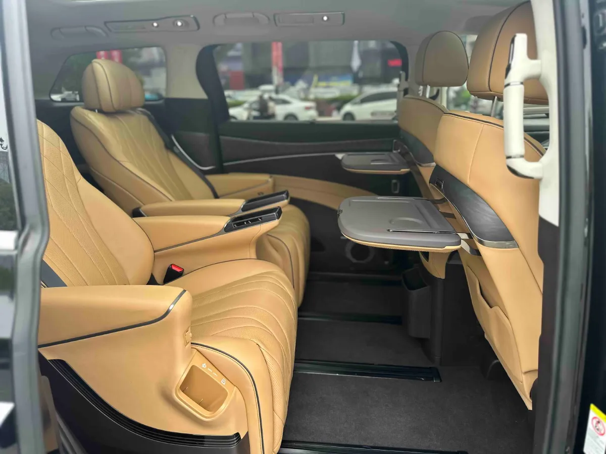 2024 Denza D9 1.5T 139HP L4 E-CVT PHEV 40KWH,autocango,china used car exporter,china ev exporter,chinese used car exporter,chinese used ev exporter