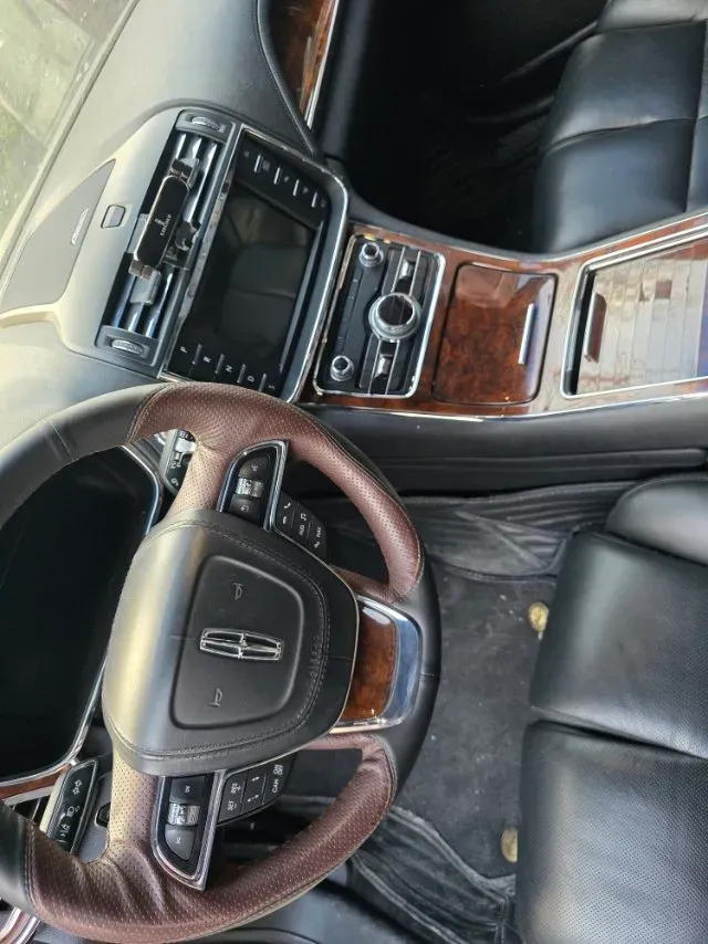 2017 Lincoln Continental 2.0T 261HP L4 6AT,autocango,china used car exporter,china ev exporter,chinese used car exporter,chinese used ev exporter