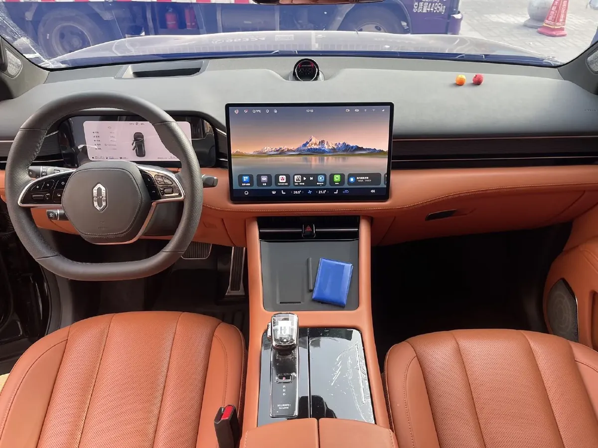 2024 AITO AITO M7 1.5T 152HP L4 REEV 42KWH,autocango,china used car exporter,china ev exporter,chinese used car exporter,chinese used ev exporter