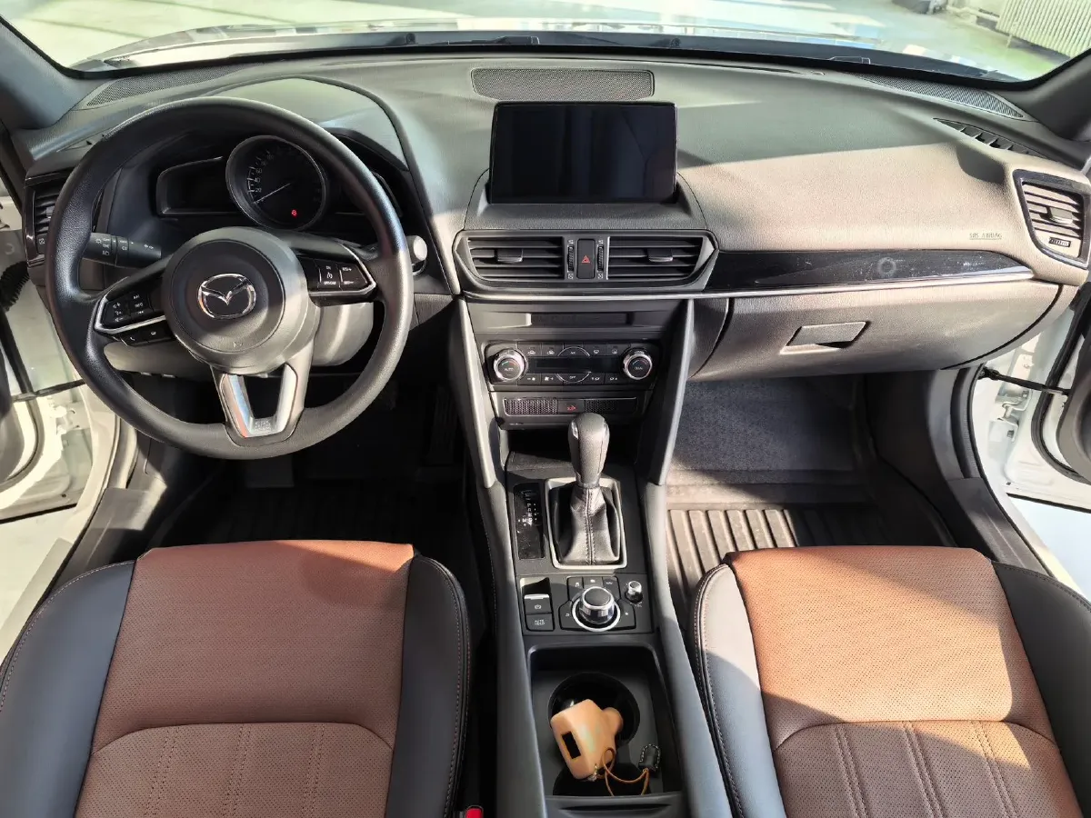 2021 Mazda CX-4 2.0L 158HP L4 6AT,autocango,china used car exporter,china ev exporter,chinese used car exporter,chinese used ev exporter