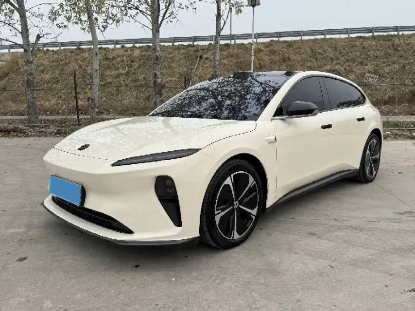 2024 NIO ET5T BEV 75KWH,autocango,china used car exporter,china ev exporter,chinese used car exporter,chinese used ev exporter