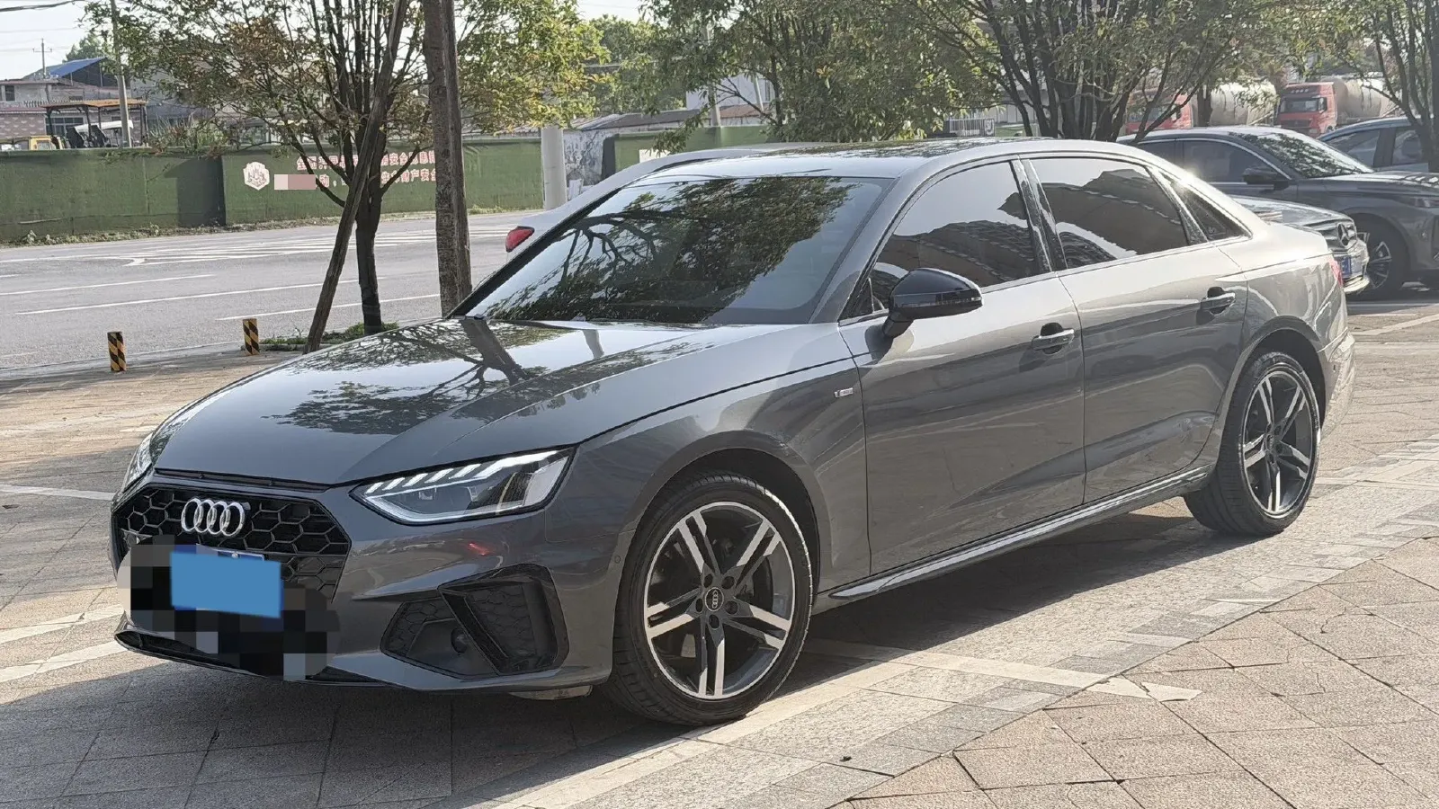 2023 Audi A4L 2.0T 190HP L4 7DCT,autocango,china used car exporter,china ev exporter,chinese used car exporter,chinese used ev exporter