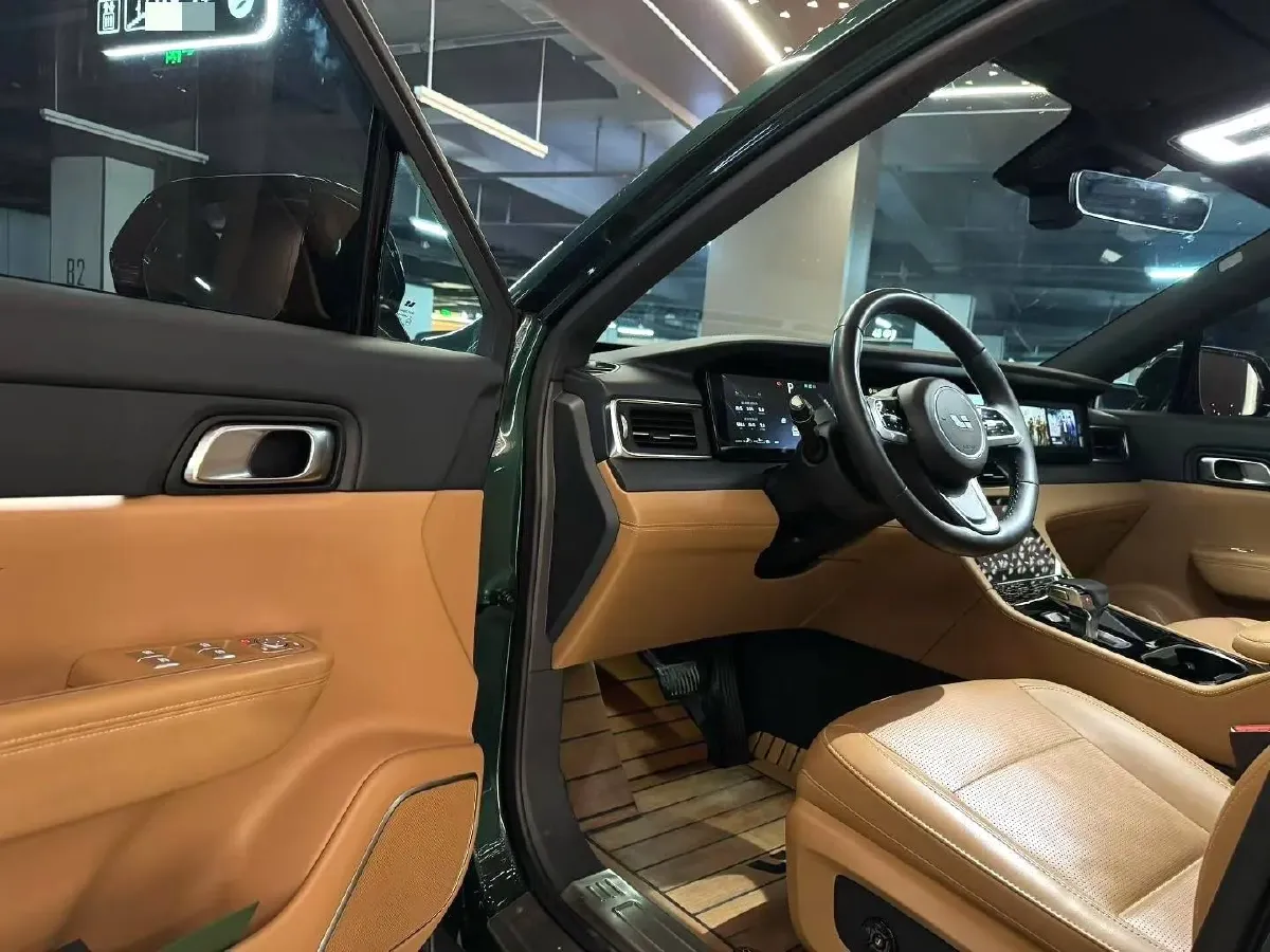 2021 Li ONE Range Extended 131HP REEV 40.5KWH,autocango,china used car exporter,china ev exporter,chinese used car exporter,chinese used ev exporter