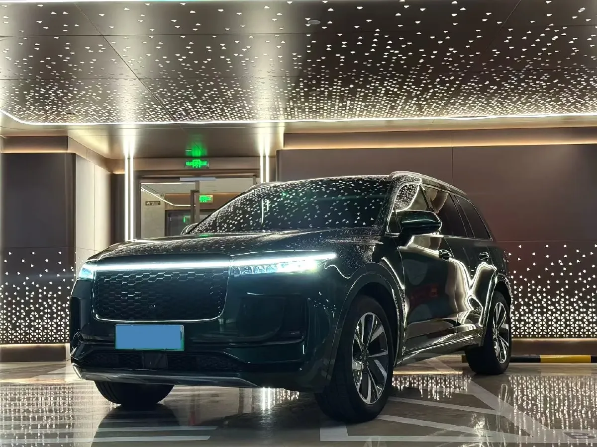 2021 Li ONE Range Extended 131HP REEV 40.5KWH,autocango,china used car exporter,china ev exporter,chinese used car exporter,chinese used ev exporter