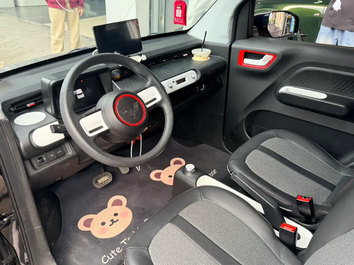 2022 WuLing HongGuang MINI EV BEV 17.3KWH,autocango,china used car exporter,china ev exporter,chinese used car exporter,chinese used ev exporter