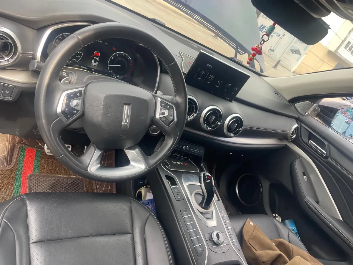 2018 WEY VV6 2.0T 197HP L4 7DCT,autocango,china used car exporter,china ev exporter,chinese used car exporter,chinese used ev exporter