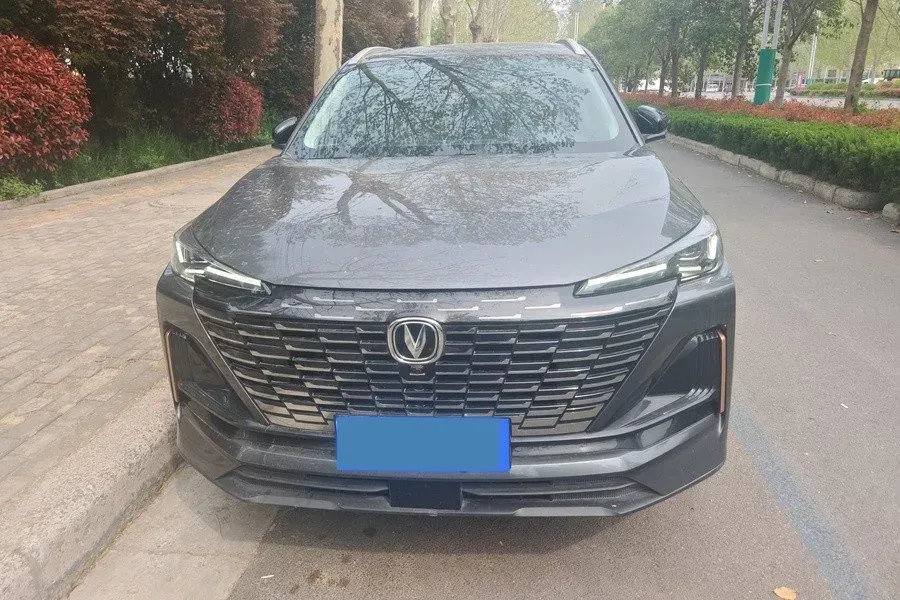 2022 ChangAn CS55 Plus 1.5T 180HP L4 7DCT,autocango,china used car exporter,china ev exporter,chinese used car exporter,chinese used ev exporter