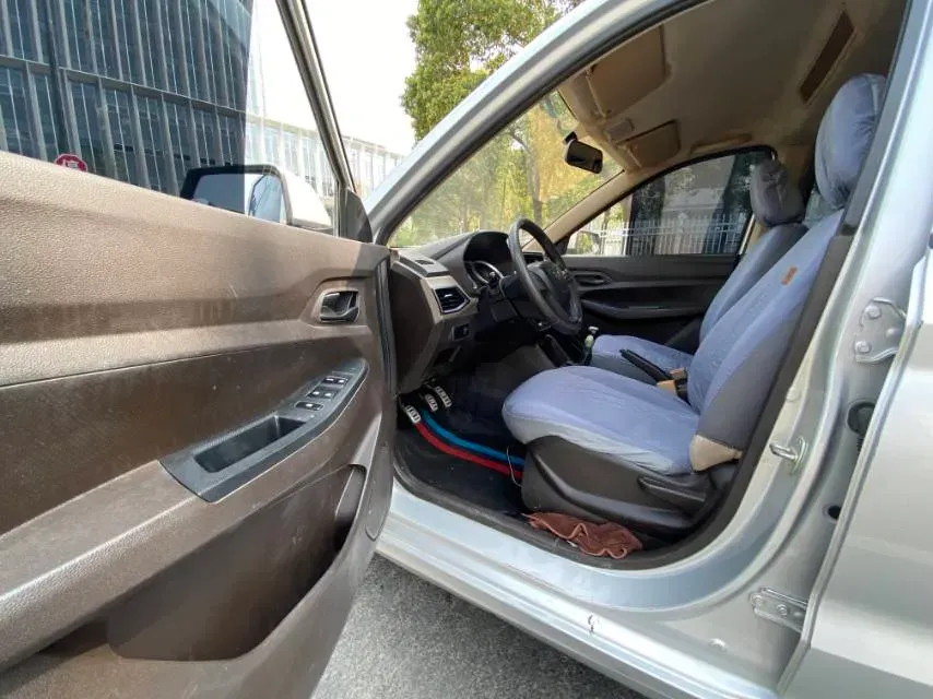 2018 WuLing HongGuang 1.5L 105HP L4 5MT,autocango,china used car exporter,china ev exporter,chinese used car exporter,chinese used ev exporter