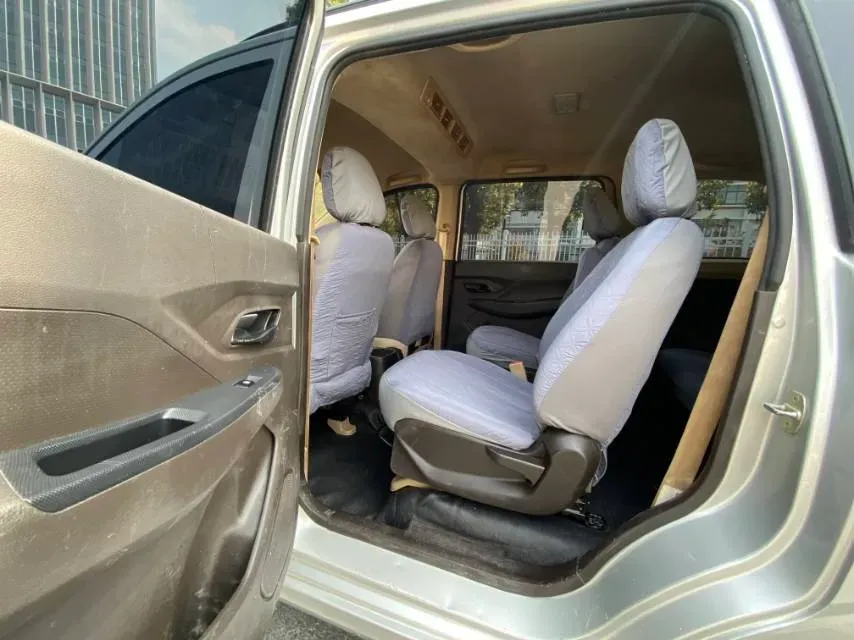 2018 WuLing HongGuang 1.5L 105HP L4 5MT,autocango,china used car exporter,china ev exporter,chinese used car exporter,chinese used ev exporter