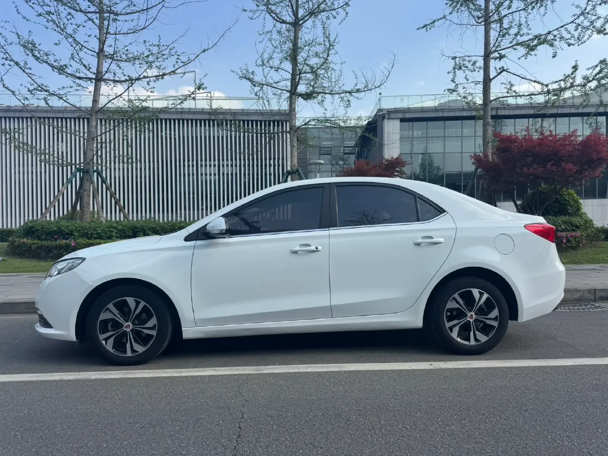 2017 Roewe 360 1.5L 109HP L4 4AT,autocango,china used car exporter,china ev exporter,chinese used car exporter,chinese used ev exporter