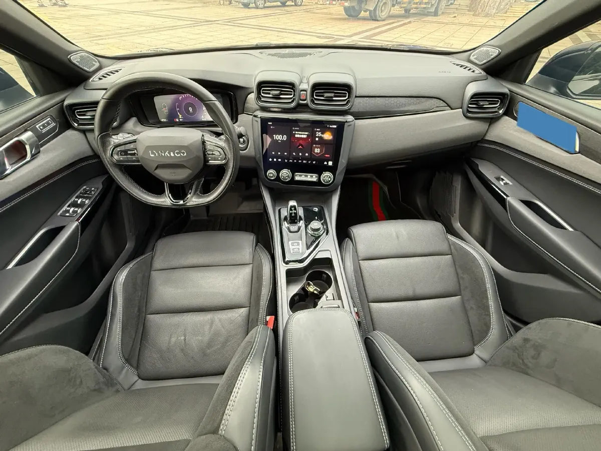 2022 LYNK&CO 03 2.0T 190HP L4 7DCT,autocango,china used car exporter,china ev exporter,chinese used car exporter,chinese used ev exporter