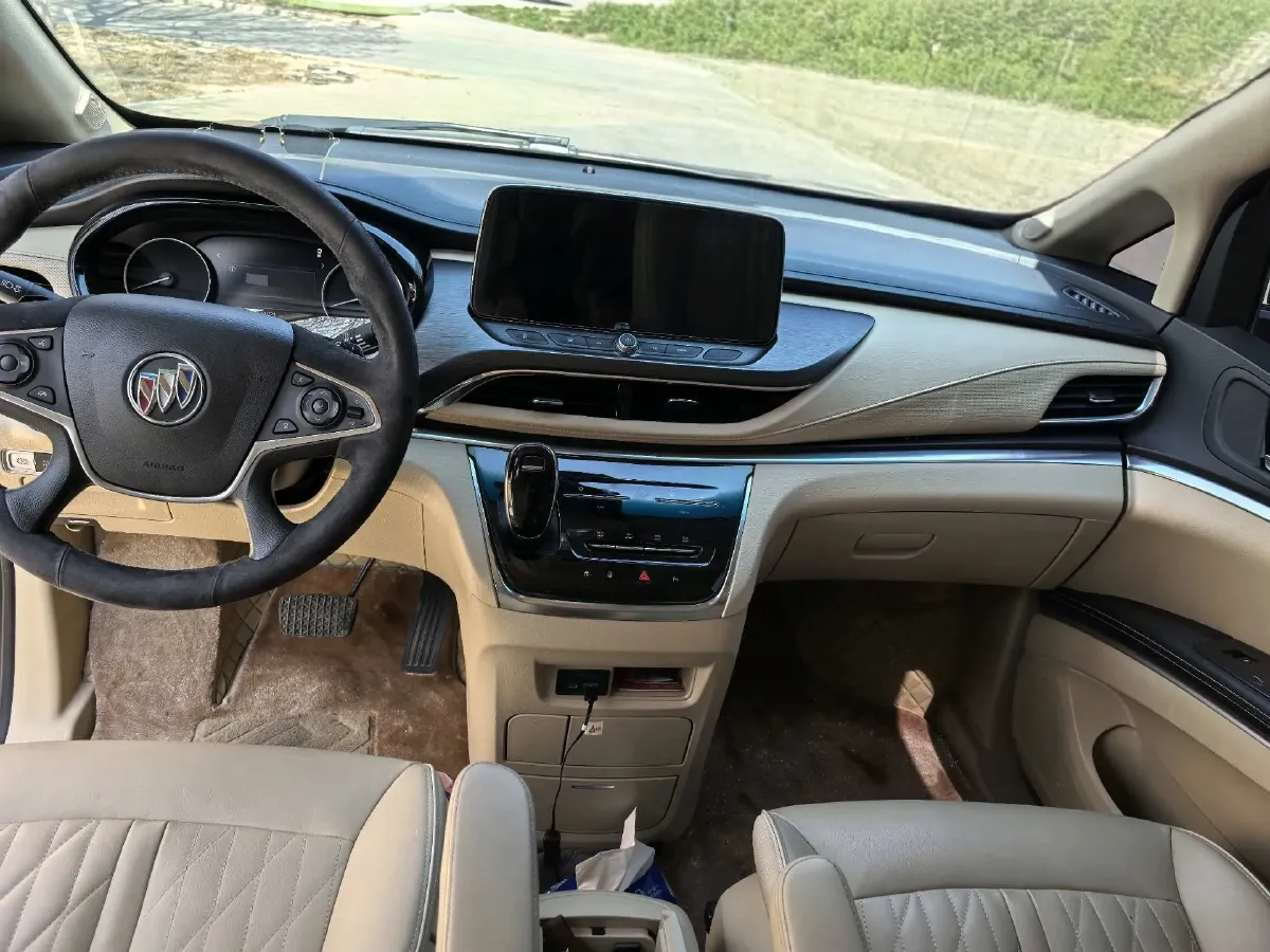 2023 Buick GL8 2.0T 237HP L4 9AT,autocango,china used car exporter,china ev exporter,chinese used car exporter,chinese used ev exporter
