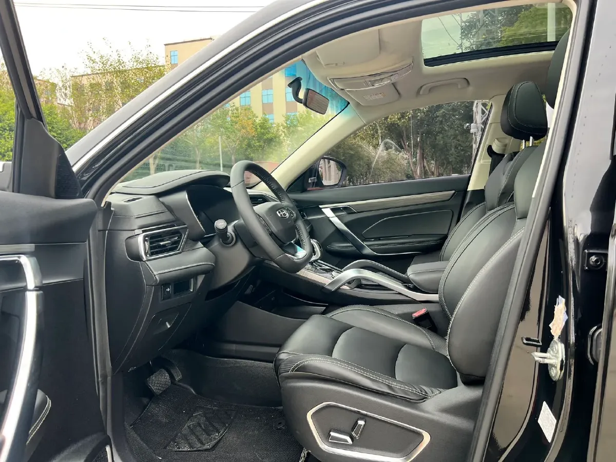 2020 Geely Azkarra 1.8T 184HP L4 7DCT,autocango,china used car exporter,china ev exporter,chinese used car exporter,chinese used ev exporter