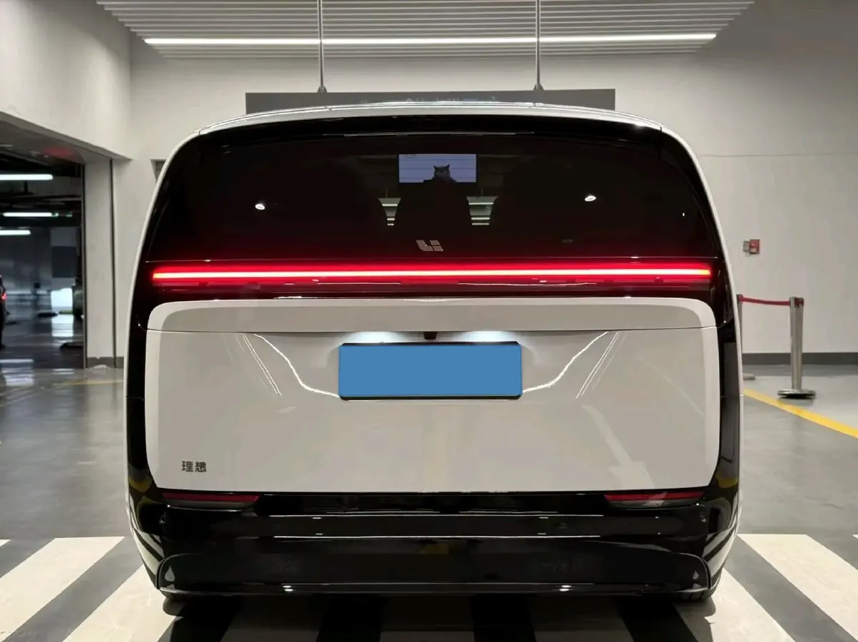 2024 Li MEGA BEV 102.7KWH,autocango,china used car exporter,china ev exporter,chinese used car exporter,chinese used ev exporter