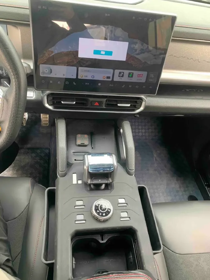 2023 Jetour Traveller 2.0T 254HP L4 7DCT,autocango,china used car exporter,china ev exporter,chinese used car exporter,chinese used ev exporter