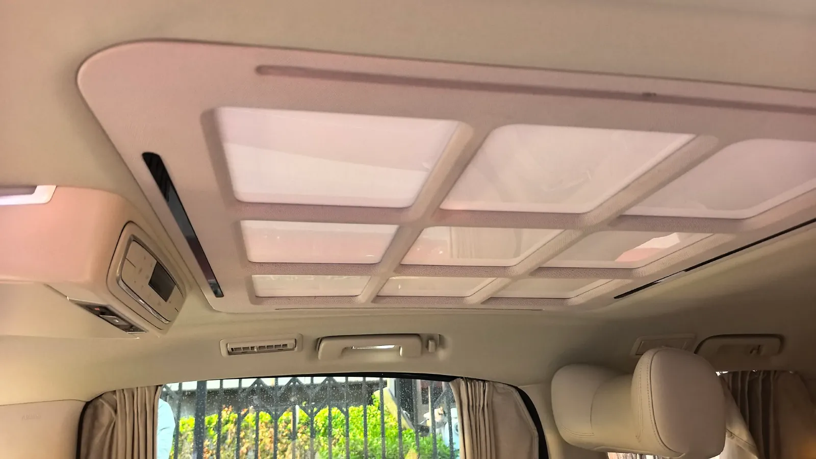 2021 Buick GL8 2.0T 237HP L4 9AT,autocango,china used car exporter,china ev exporter,chinese used car exporter,chinese used ev exporter