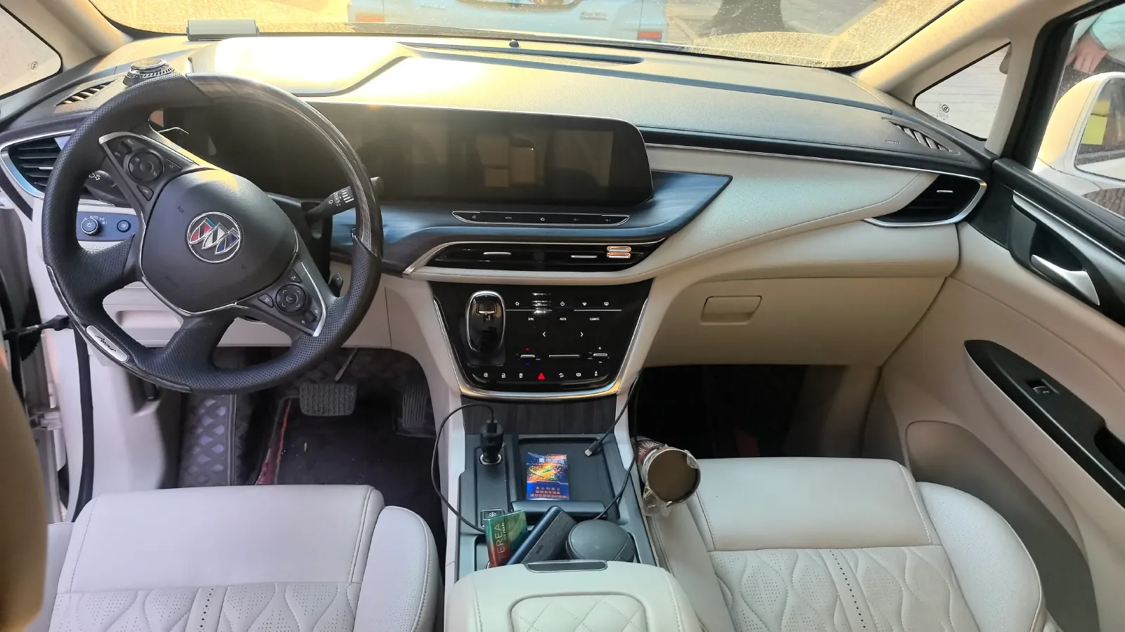 2021 Buick GL8 2.0T 237HP L4 9AT,autocango,china used car exporter,china ev exporter,chinese used car exporter,chinese used ev exporter