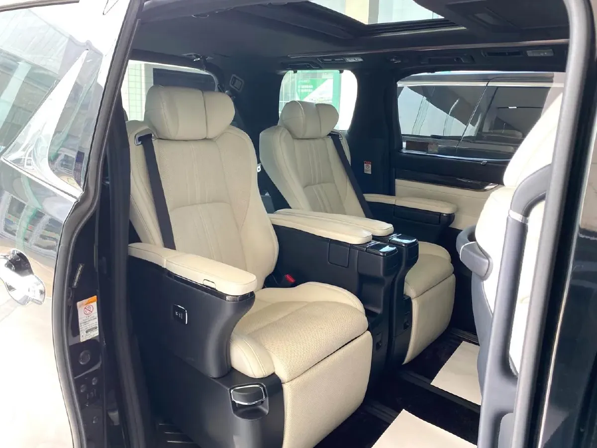 2020 Lexus LM 2.5L 117HP L4 E-CVT Hybrid,autocango,china used car exporter,china ev exporter,chinese used car exporter,chinese used ev exporter