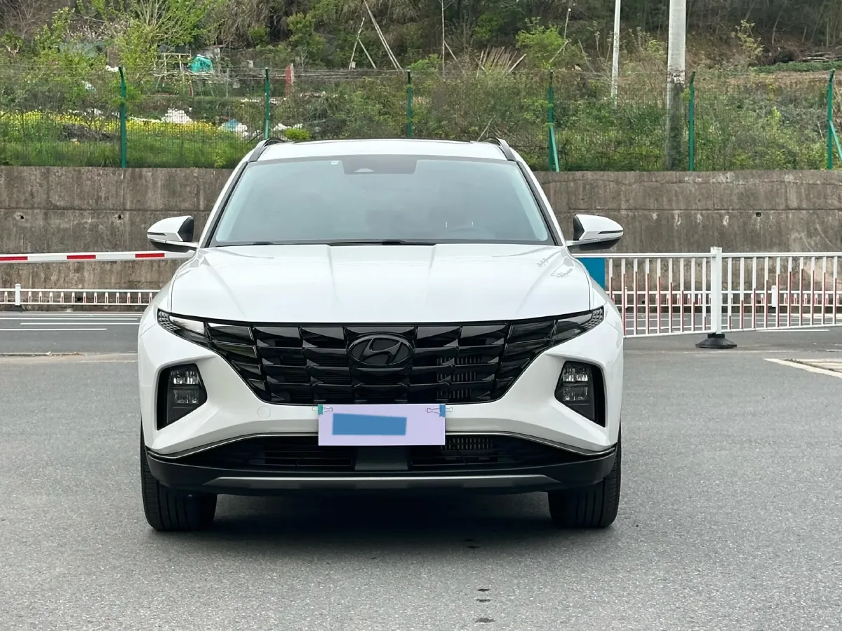2023 Hyundai Tucson 1.5T 200HP L4 8AT,autocango,china used car exporter,china ev exporter,chinese used car exporter,chinese used ev exporter