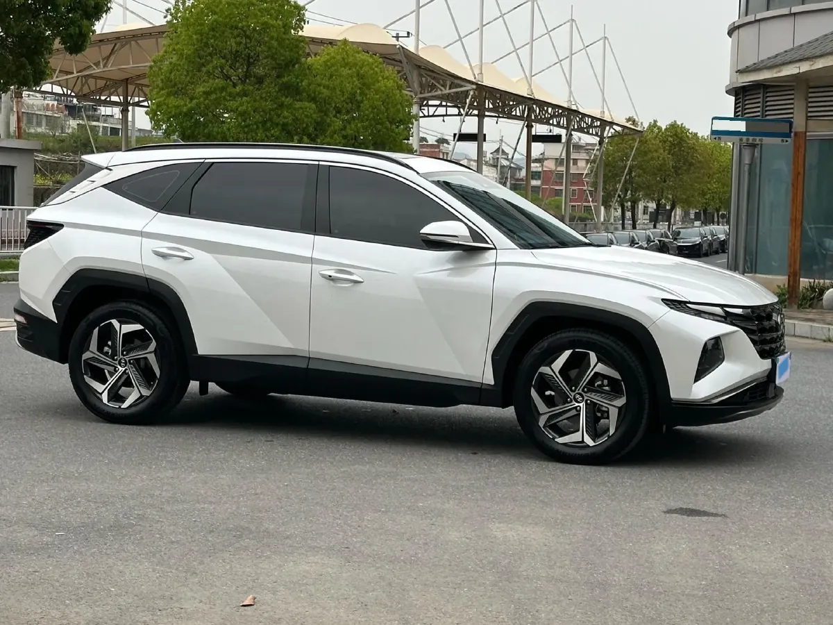 2023 Hyundai Tucson 1.5T 200HP L4 8AT,autocango,china used car exporter,china ev exporter,chinese used car exporter,chinese used ev exporter