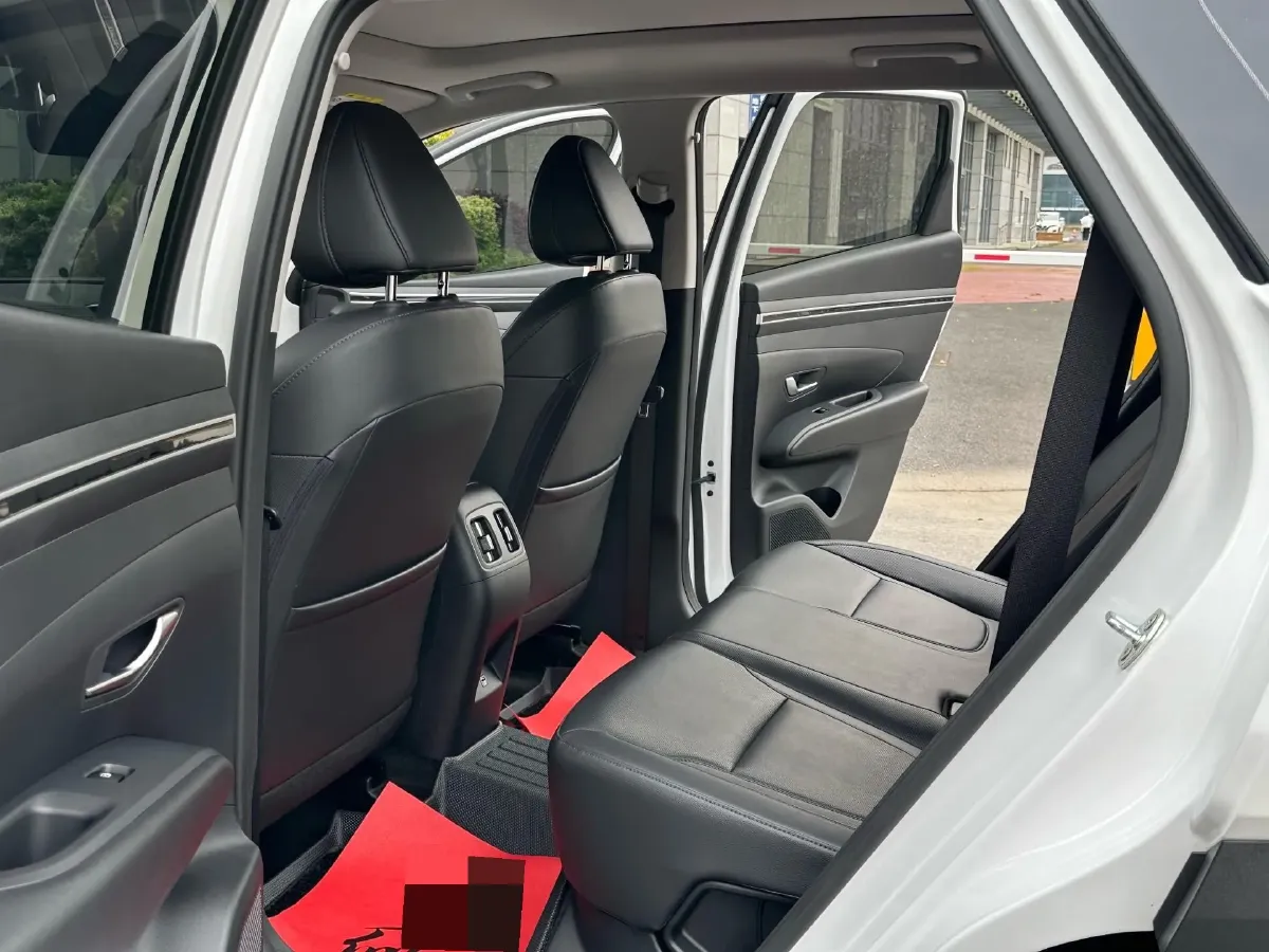 2023 Hyundai Tucson 1.5T 200HP L4 8AT,autocango,china used car exporter,china ev exporter,chinese used car exporter,chinese used ev exporter