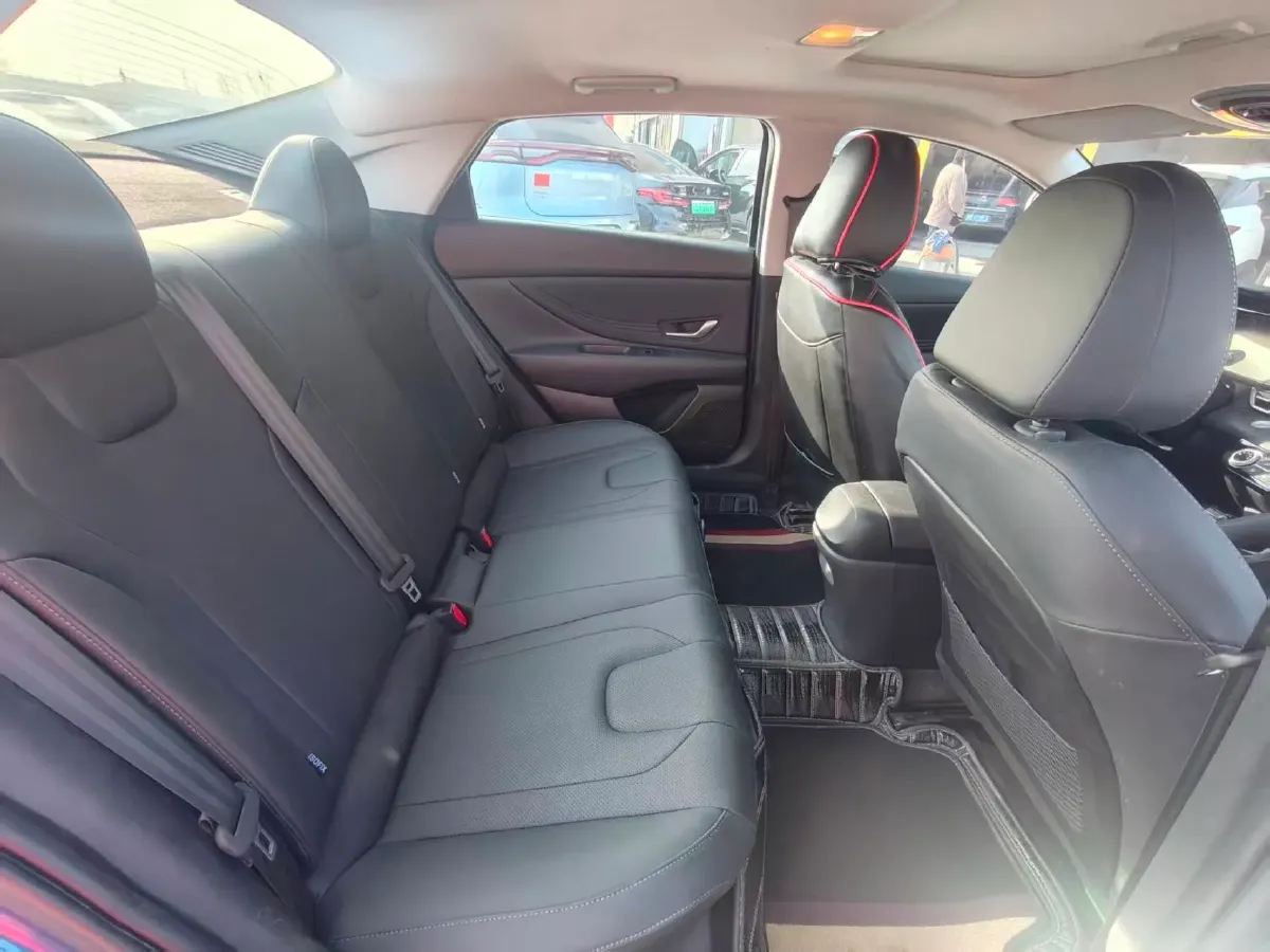 2021 Hyundai Elantra 1.5L 115HP L4 CVT,autocango,china used car exporter,china ev exporter,chinese used car exporter,chinese used ev exporter