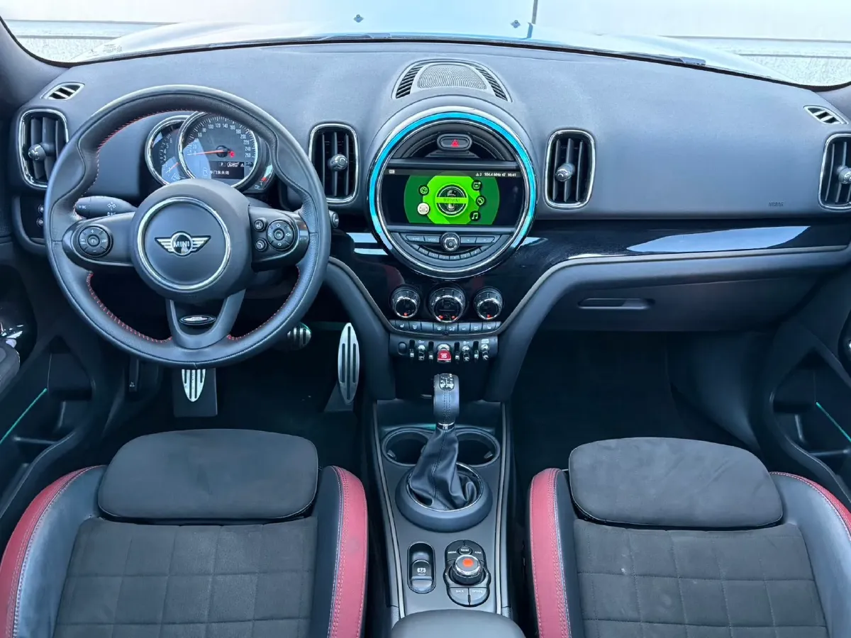 2018 Jeep Grand Commander 2.0T 234HP L4 9AT,autocango,china used car exporter,china ev exporter,chinese used car exporter,chinese used ev exporter