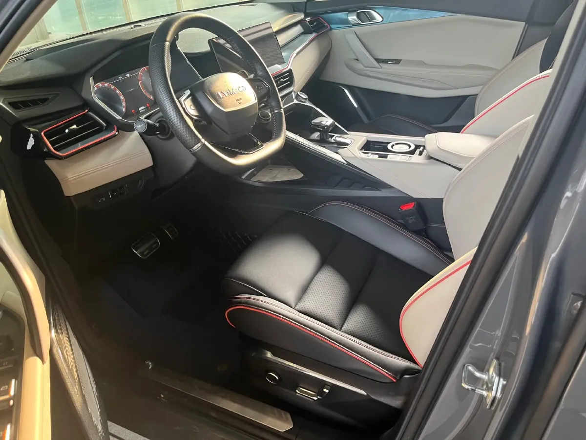 2020 LYNK&CO 06 1.5T 177HP L3 7DCT,autocango,china used car exporter,china ev exporter,chinese used car exporter,chinese used ev exporter