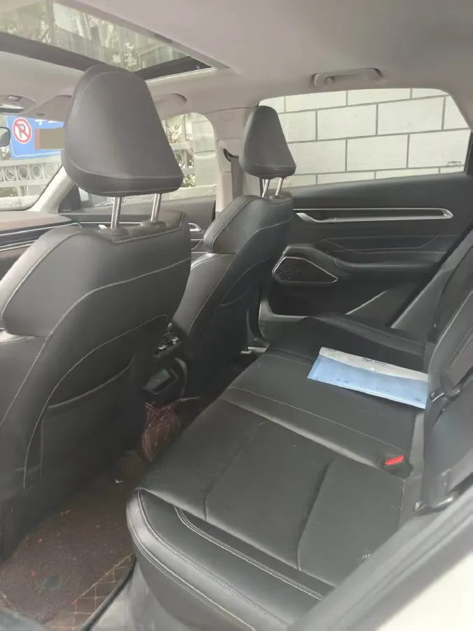 2022 Geely Emgrand 1.5L 114HP L4 CVT,autocango,china used car exporter,china ev exporter,chinese used car exporter,chinese used ev exporter