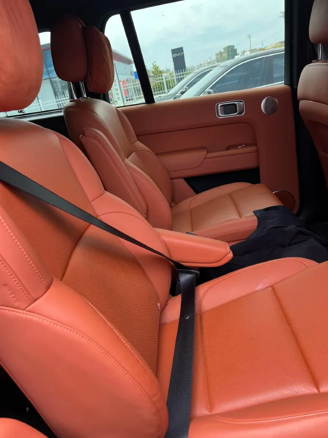 2024 Li L9 Range Extended 154HP REEV 52.3KWH,autocango,china used car exporter,china ev exporter,chinese used car exporter,chinese used ev exporter