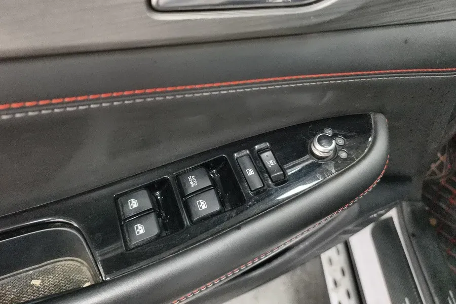 2020 ChangAn CS75 1.5T 178HP L4 7DCT,autocango,china used car exporter,china ev exporter,chinese used car exporter,chinese used ev exporter