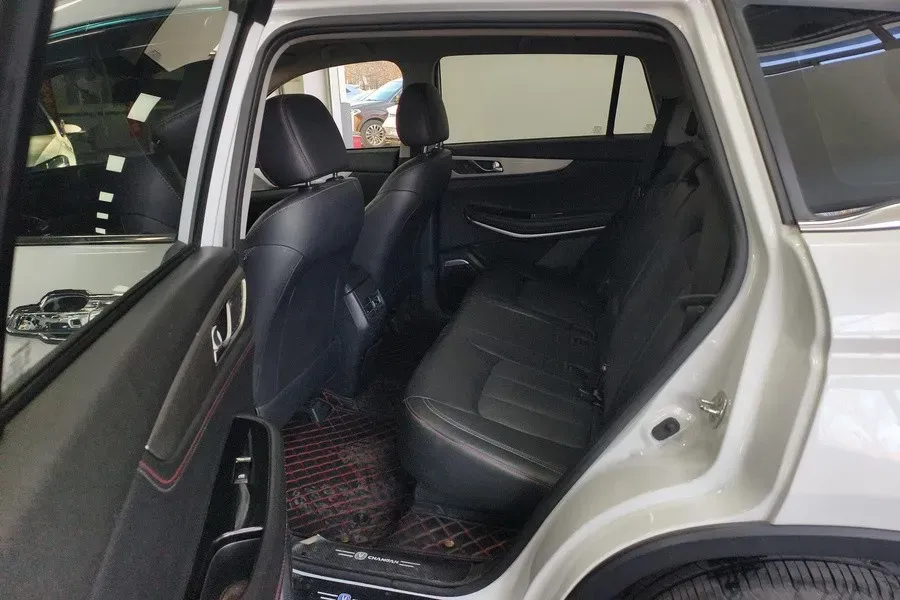 2020 ChangAn CS75 1.5T 178HP L4 7DCT,autocango,china used car exporter,china ev exporter,chinese used car exporter,chinese used ev exporter