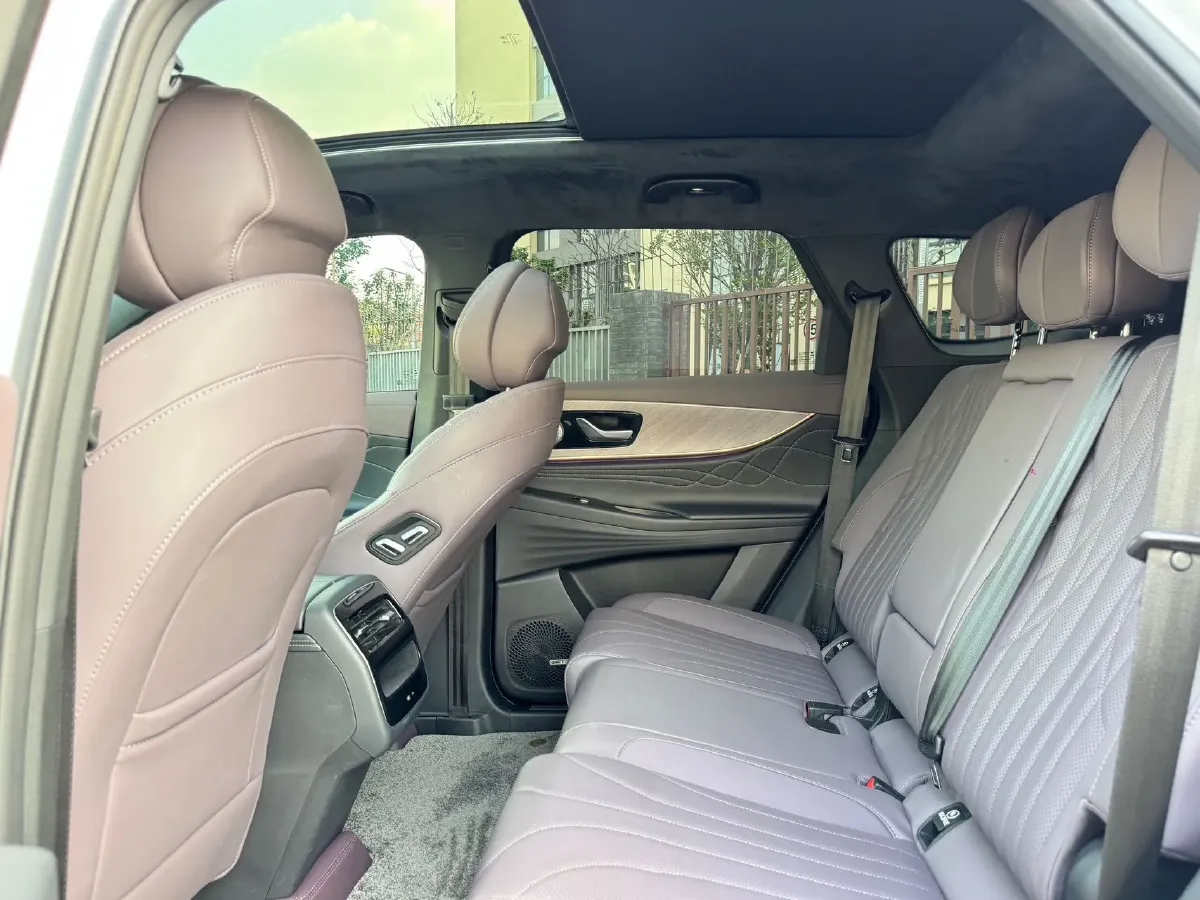 2025 Chery Tiggo 9 2.0T 261HP L4 7DCT,autocango,china used car exporter,china ev exporter,chinese used car exporter,chinese used ev exporter