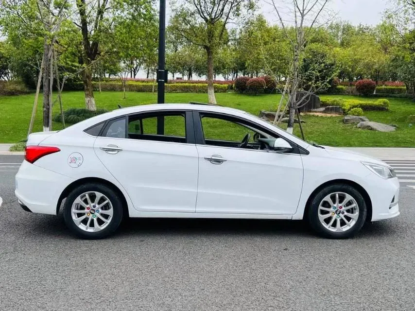 2019 Chery Arrizo 5 1.5L 116HP L4 5MT,autocango,china used car exporter,china ev exporter,chinese used car exporter,chinese used ev exporter