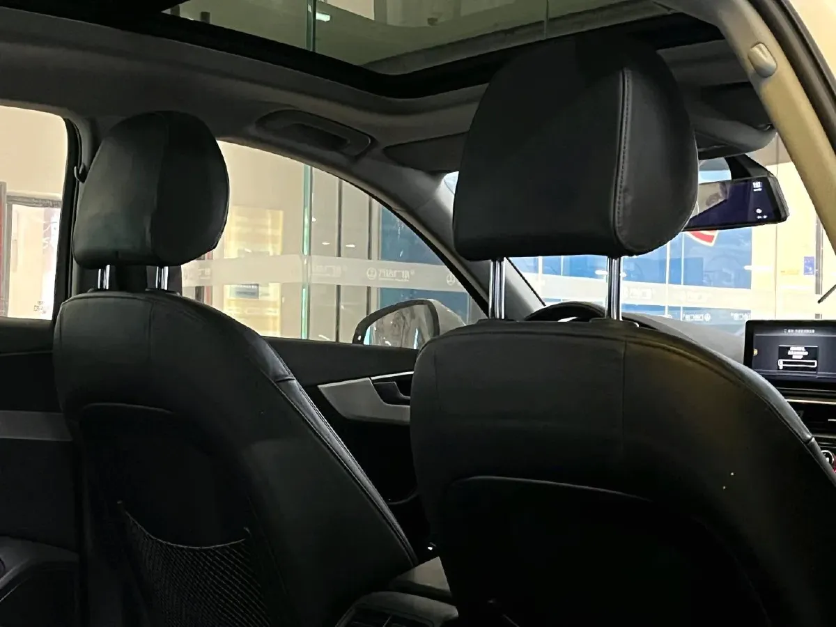 2019 Lexus UX 2.0L 146HP L4 E-CVT Hybrid,autocango,china used car exporter,china ev exporter,chinese used car exporter,chinese used ev exporter