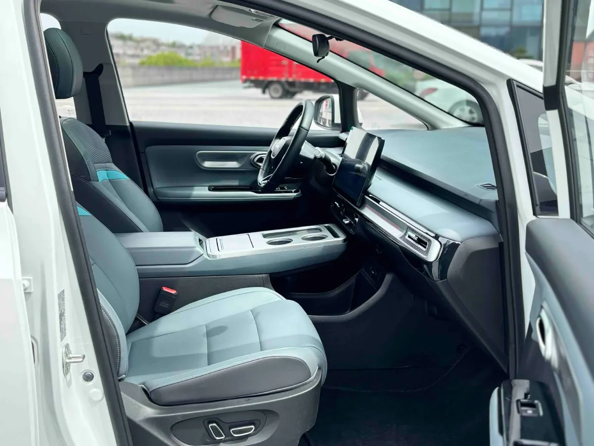 2024 Aion Y BEV 68.2KWH,autocango,china used car exporter,china ev exporter,chinese used car exporter,chinese used ev exporter