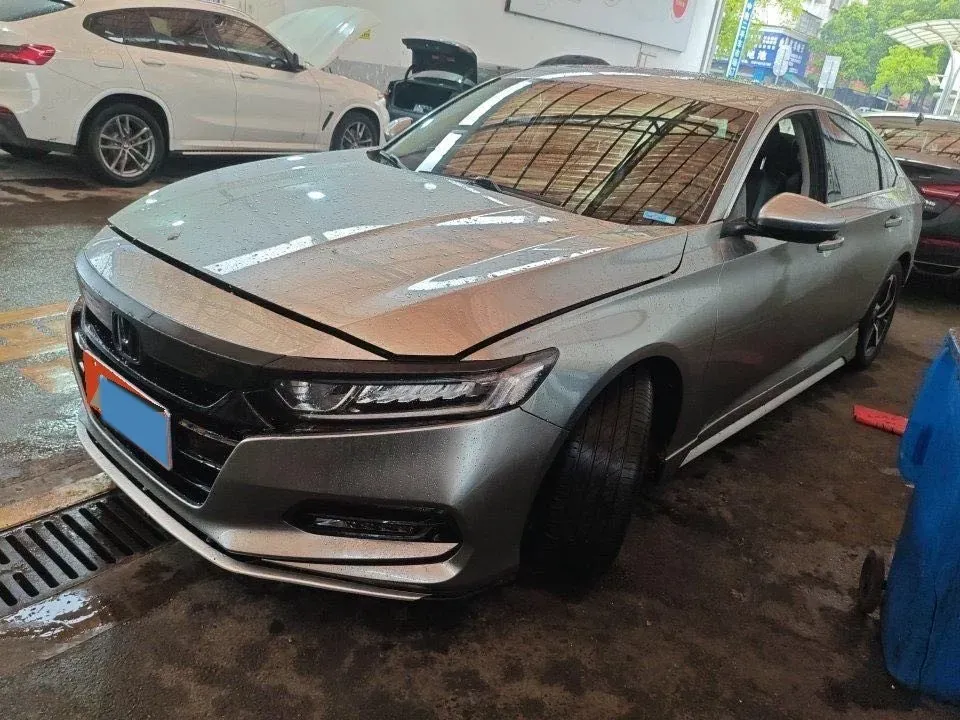 2022 Honda Accord 1.5T 194HP L4 CVT,autocango,china used car exporter,china ev exporter,chinese used car exporter,chinese used ev exporter